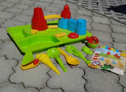 Formičky do piesku Hrad 20ks