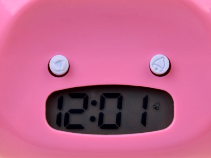 JOKO Utekajúci budík Clocky