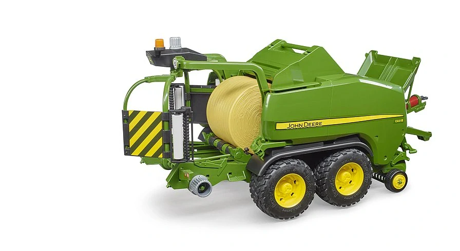 Bruder, John Deere baliaci lis s komorou C441R, 1:16