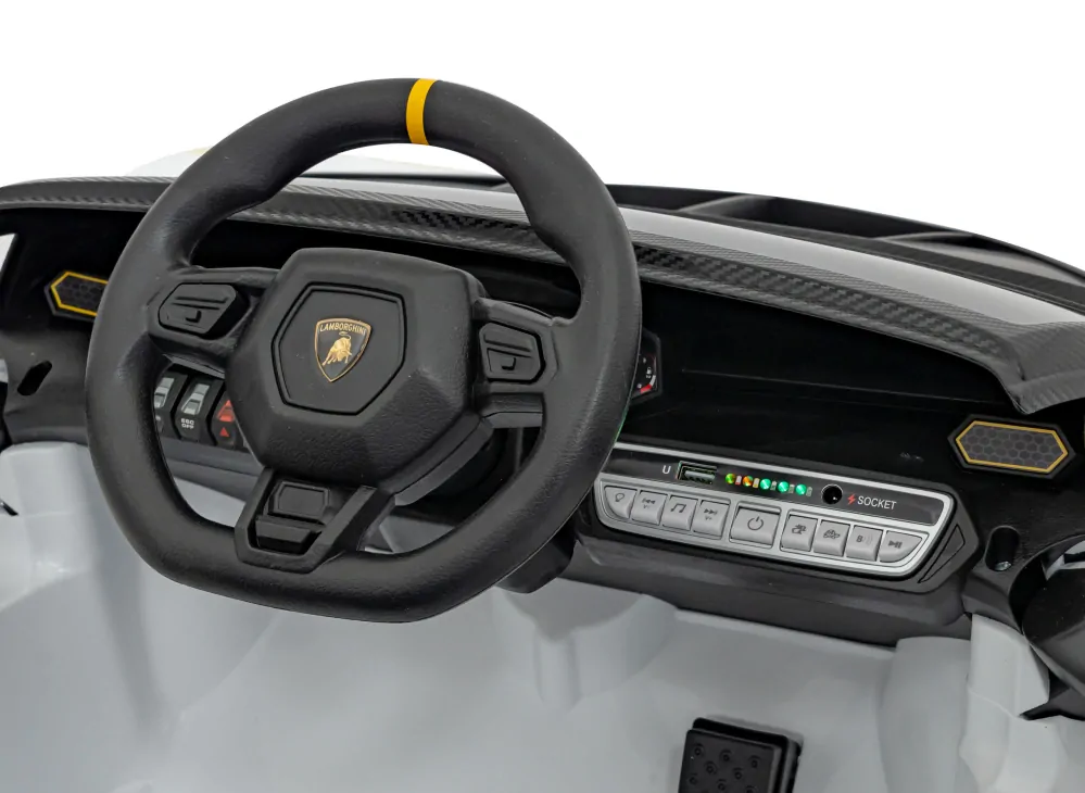 JOKO Elektrické autíčko Lamborghini Invencible 4x4, penové kolesá, kožené sedadlo, biele