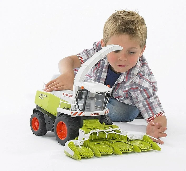 Bruder, Rezačka Claas Jaguar 900, 1:16