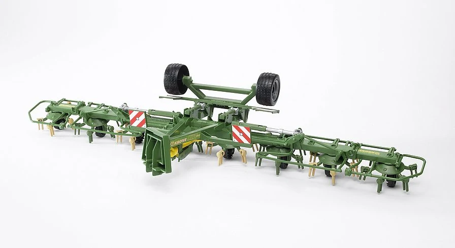 Bruder, Rotačný obracač Krone KWT 8.82, 1:16