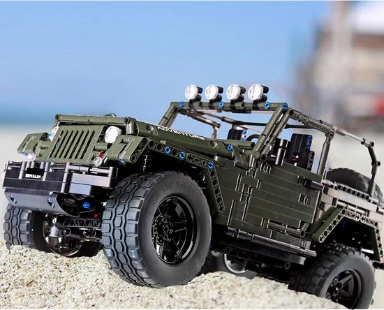 Mould King Technická Stavebnica Jeep Wrangler Off-Road 2078ks, zelený